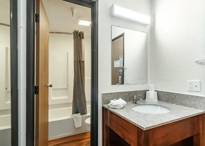 Hotel 6-naperville, Il