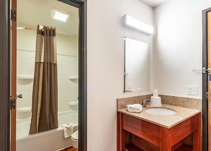 6-naperville, Il Hotel 4*