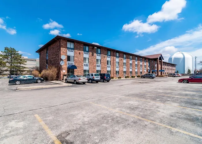 6-naperville, Il Отель Нэпервилл